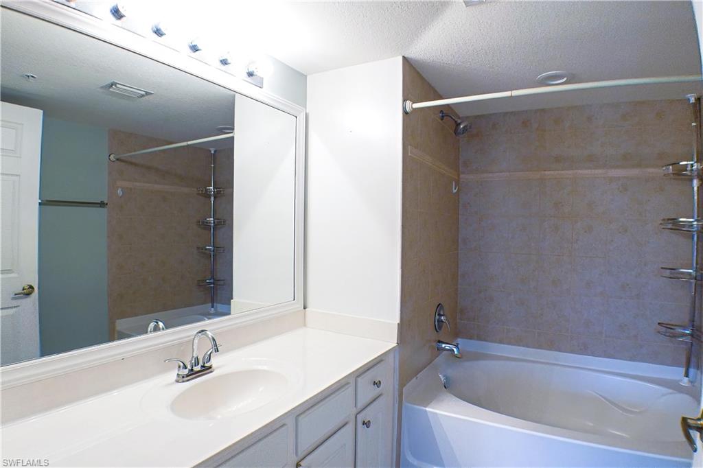 THE RESIDENCE - Residential