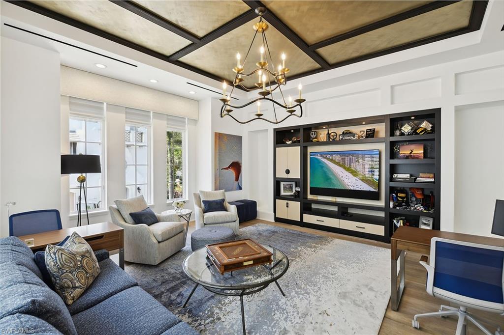 NAPLES CASAMORE - Residential