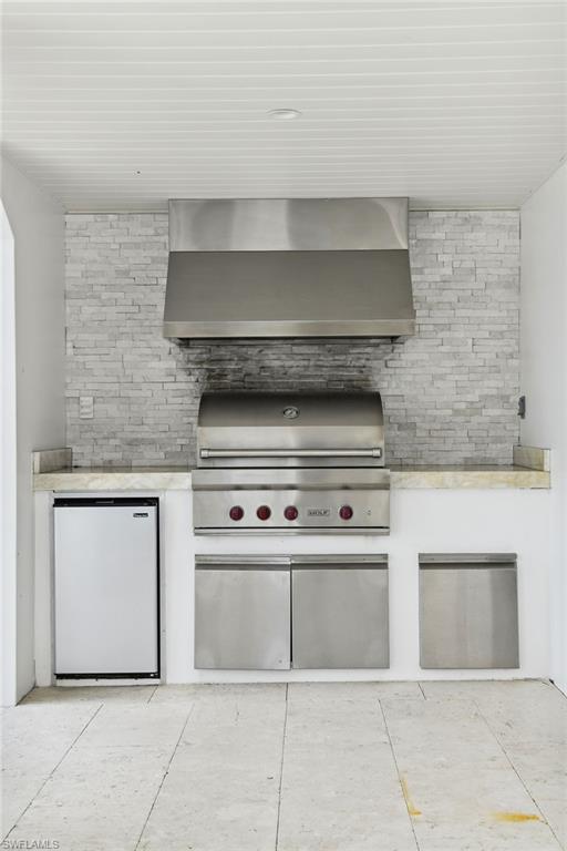 NAPLES CASAMORE - Residential