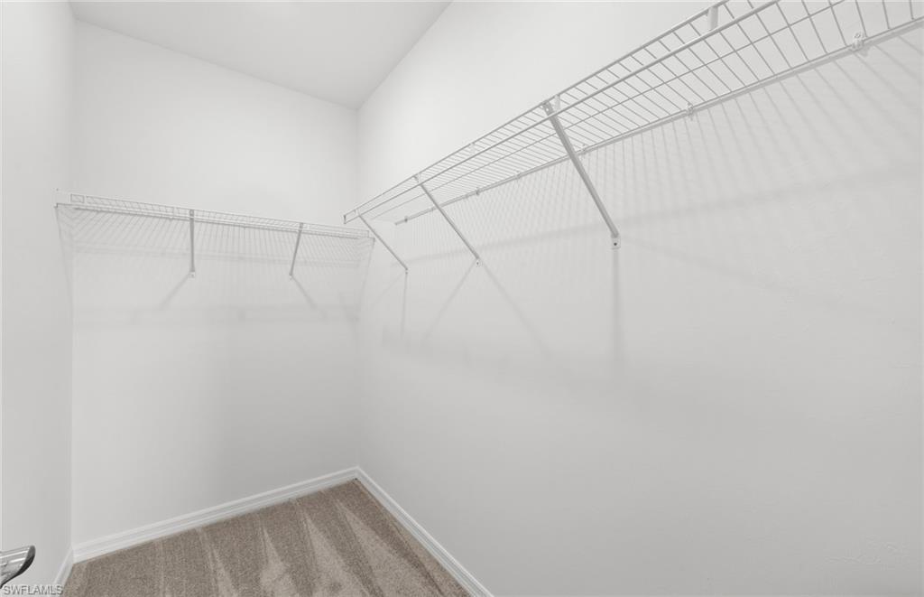 WHISPERING LAKES - Residential