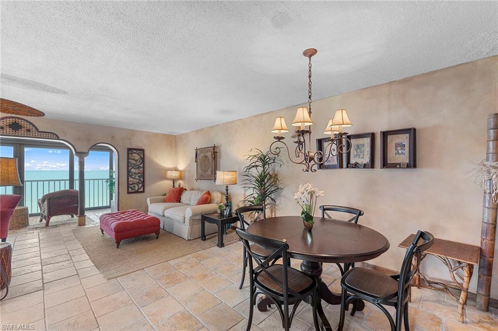 VANDERBILT CLUB - Residential