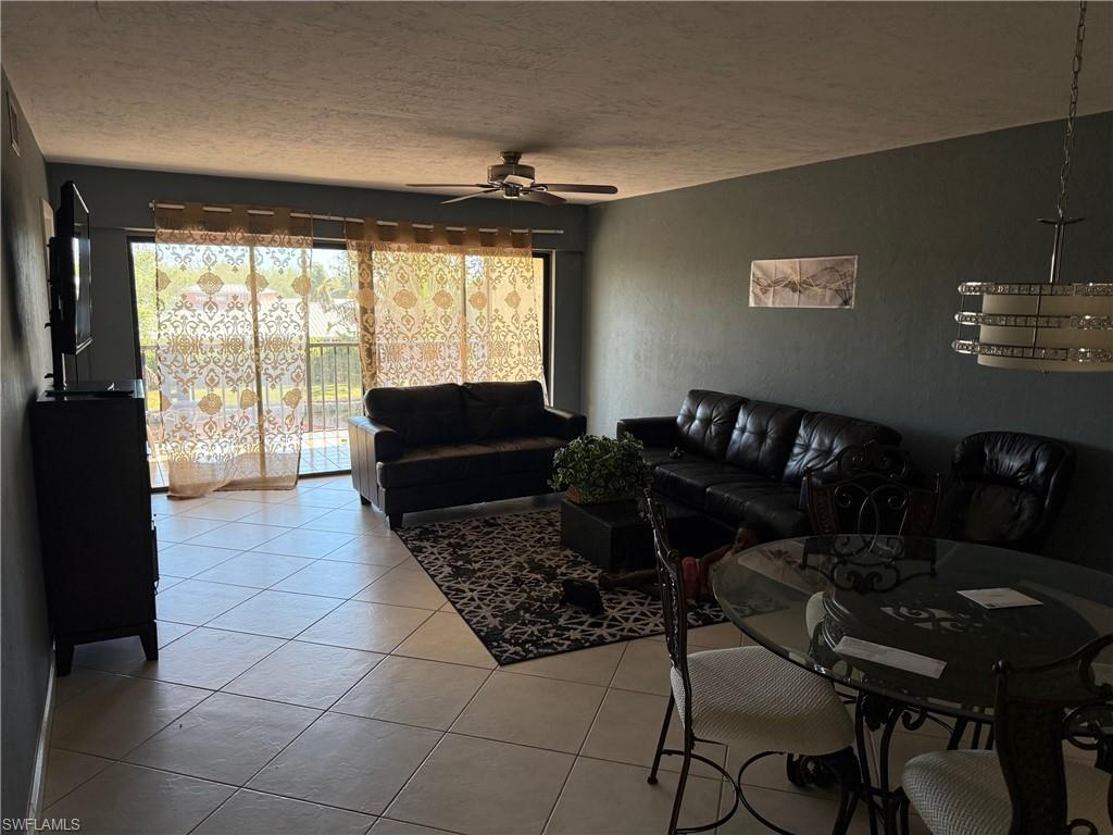 EL CAPISTRANO - Residential