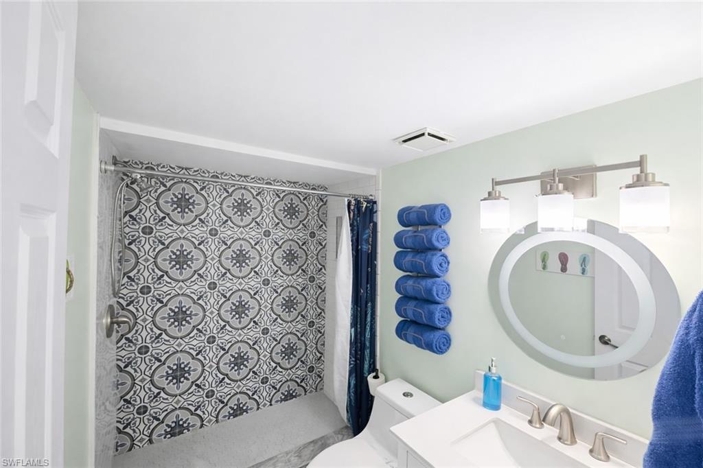 PINK SHELL VACATION VILLAS - Residential