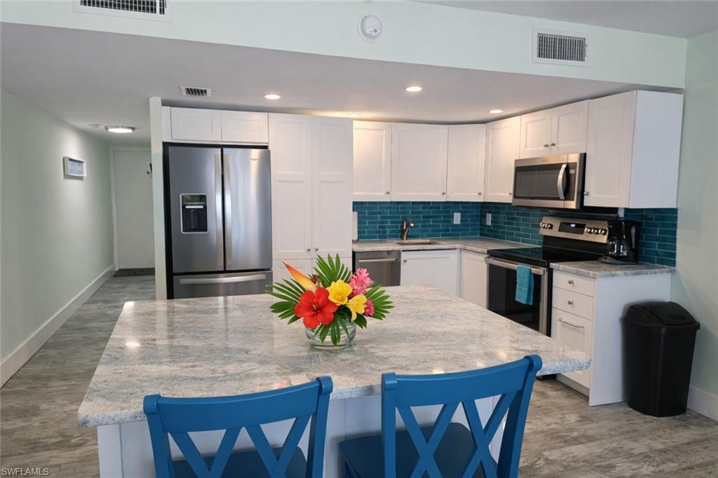 PINK SHELL VACATION VILLAS - Residential
