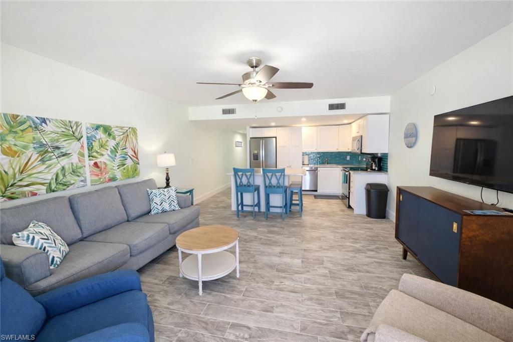 PINK SHELL VACATION VILLAS - Residential