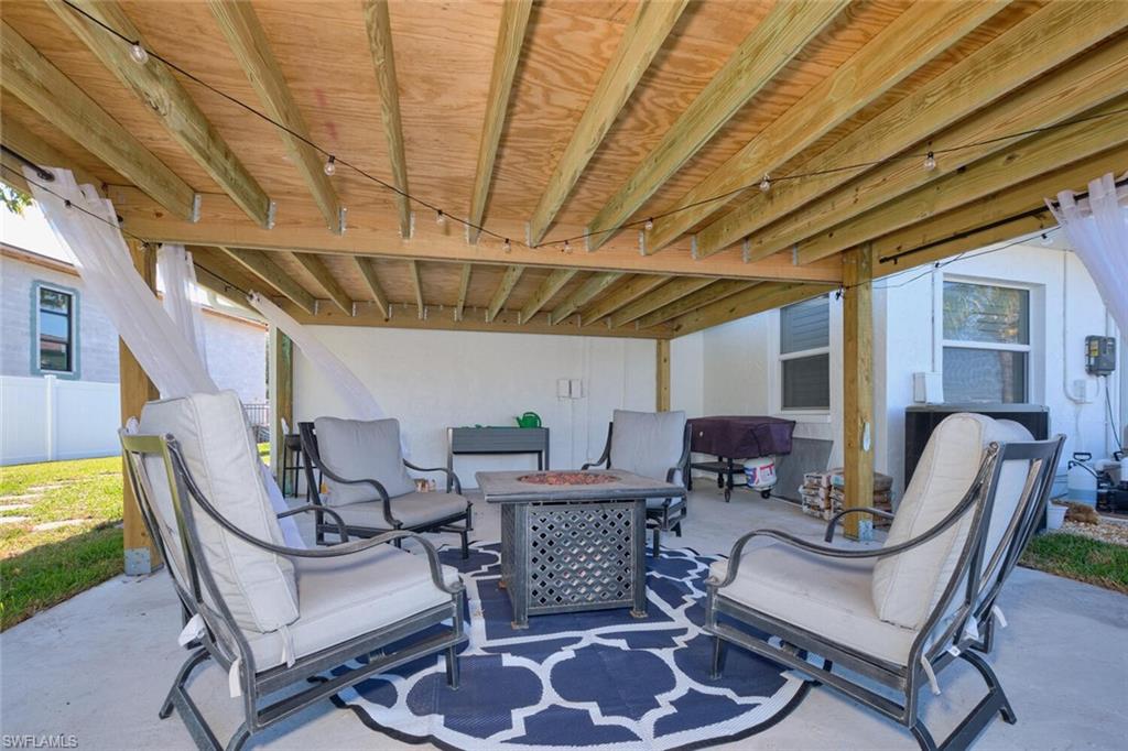 DEEP LAGOON ESTATES - Residential