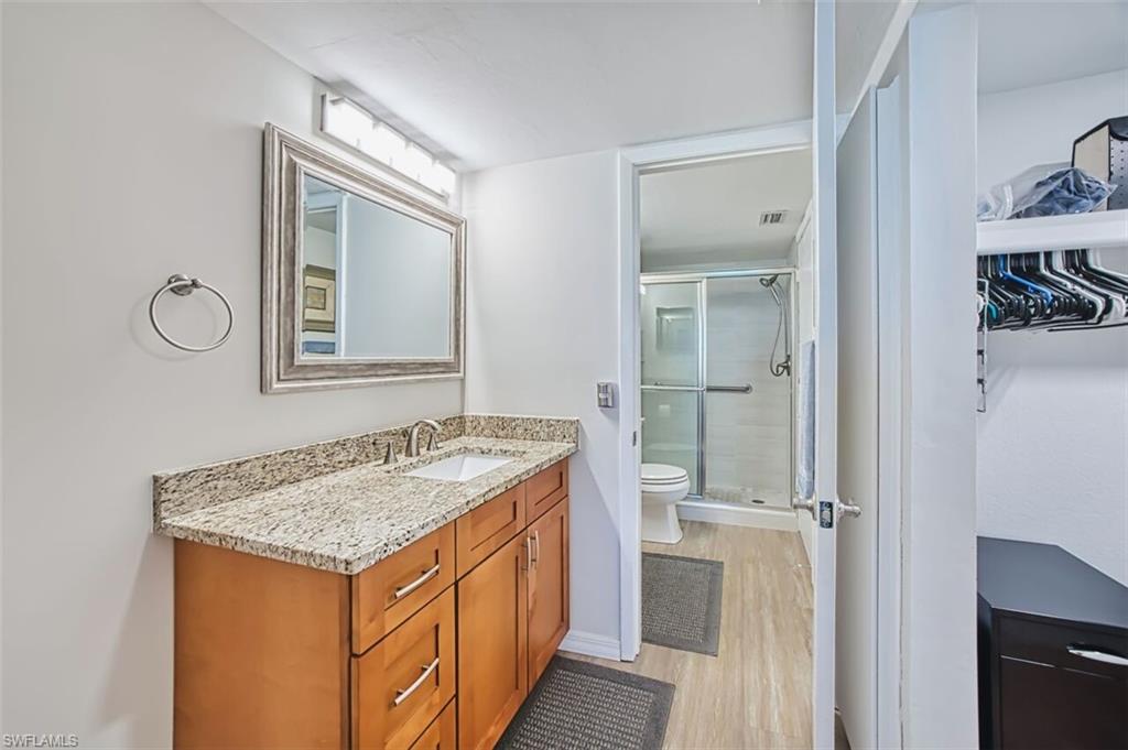 SEVEN LAKES - Residential