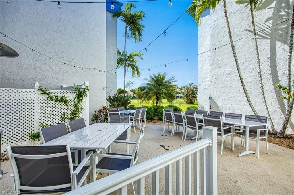 SEVEN LAKES - Residential