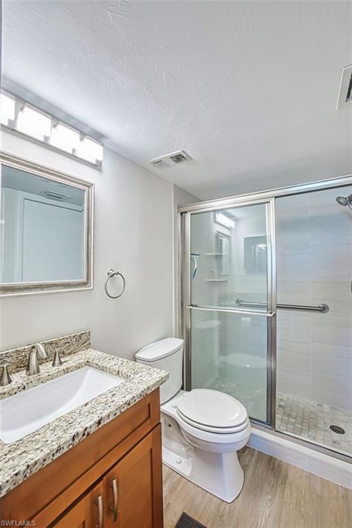 SEVEN LAKES - Residential