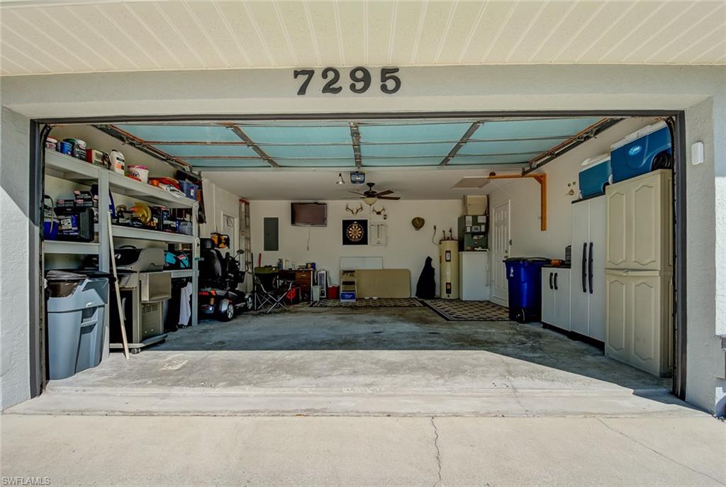 SAN CARLOS PARK - Residential