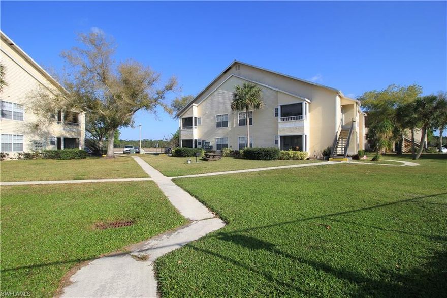 2 BEDROOM, 2 BATH second floor unit in South Bay Plantation!  Great opportunity for affordable ownership in Naples or start making money right away as an investor. 

Rookery Bay is just south of Rte 41 off Rte 951 (Collier Blvd) in south Naples, near Marco beaches 
and great shopping. The outlet mall is within walking distance, yet the Rookery Bay condominiums 
are located in their own private location.    Community Pool, Tennis Court, Basket ball court , 
BBQ/Picnic area and onsite management.
