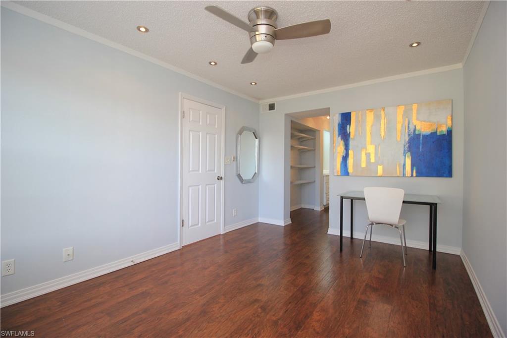 SOUTH BAY PLANTATION - Residential