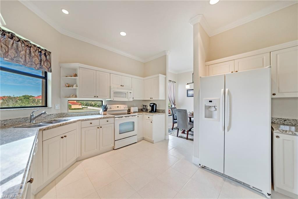 PRENTISS POINTE - Residential