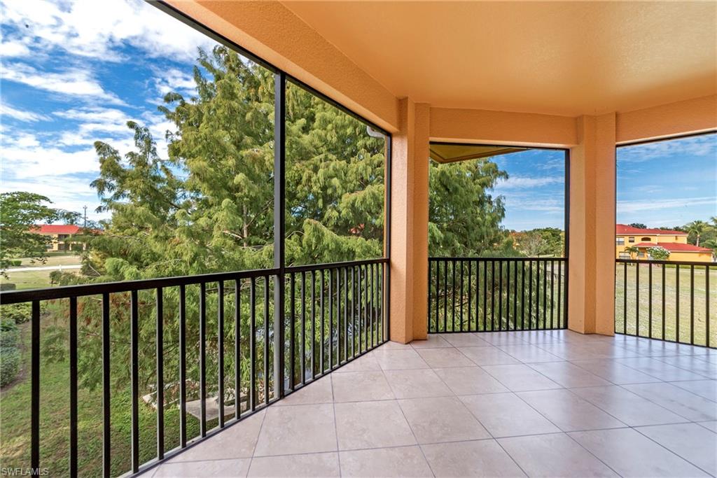 PRENTISS POINTE - Residential