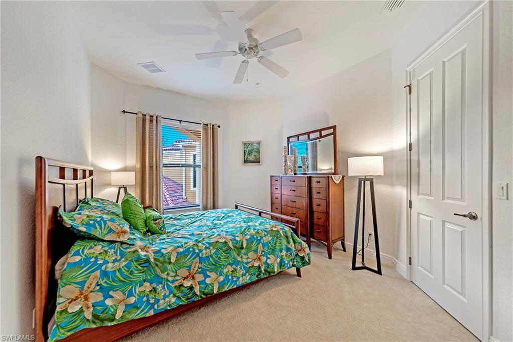 PRENTISS POINTE - Residential