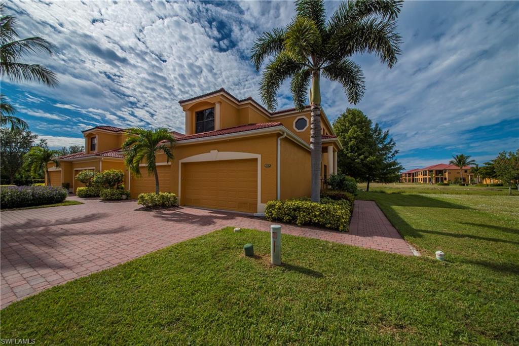 PRENTISS POINTE - Residential