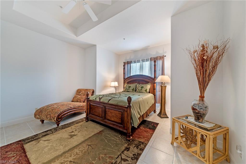 PRENTISS POINTE - Residential