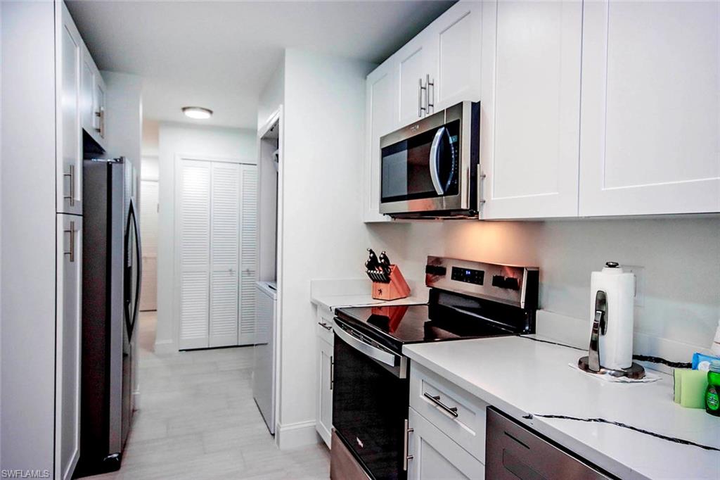 BLIND PASS CONDO - Residential