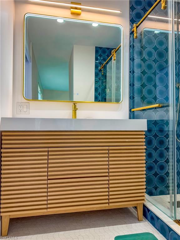 SAFETY HARBOR CLUB - Residential