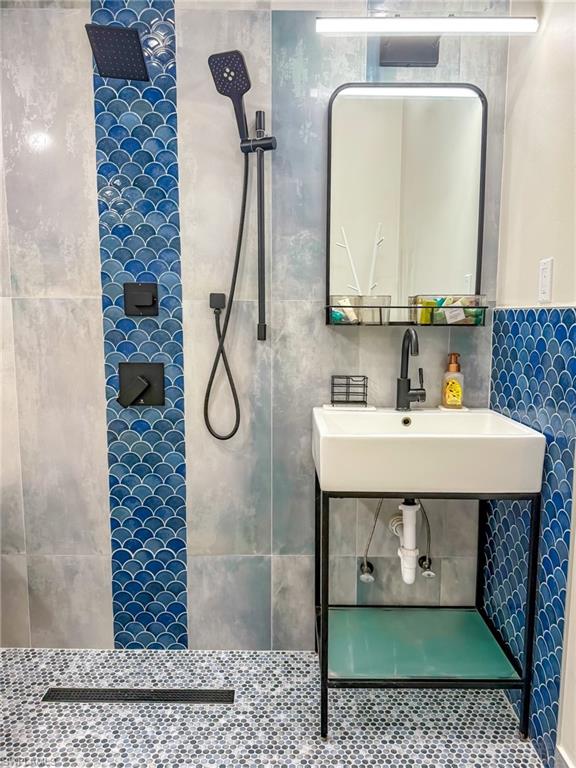 SAFETY HARBOR CLUB - Residential