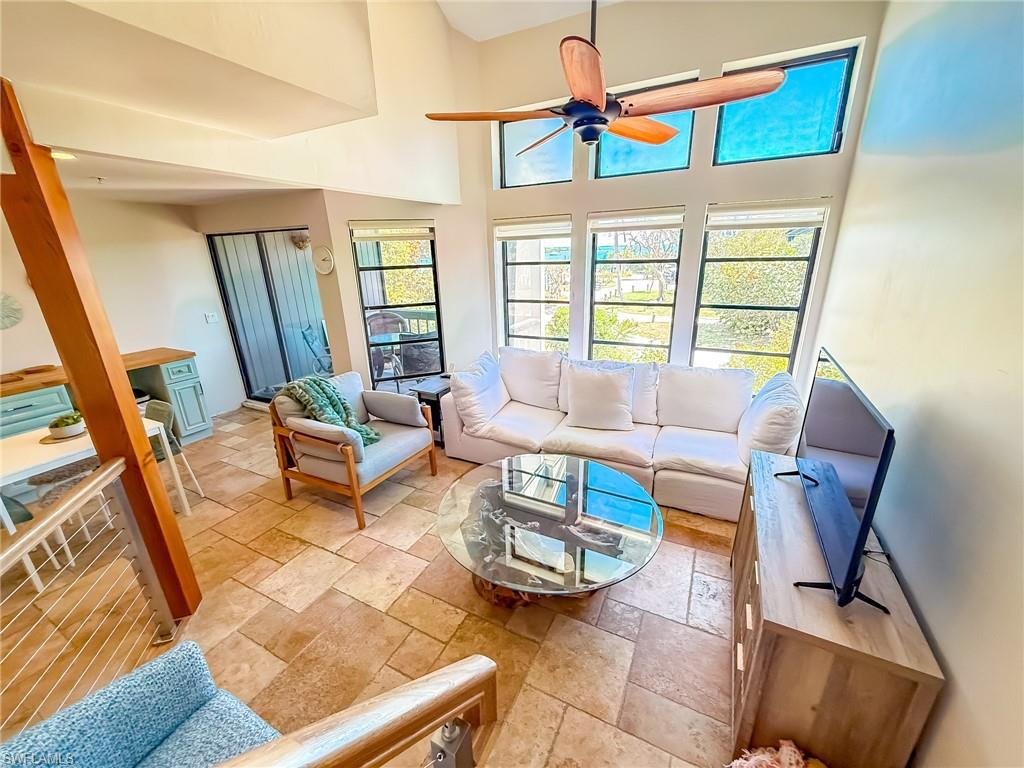 SAFETY HARBOR CLUB - Residential