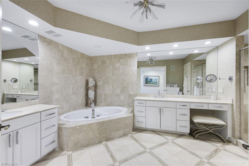 THE VANDERBILT - Residential