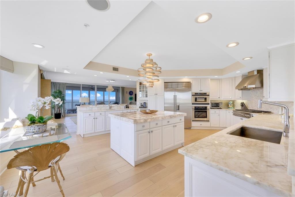 THE VANDERBILT - Residential