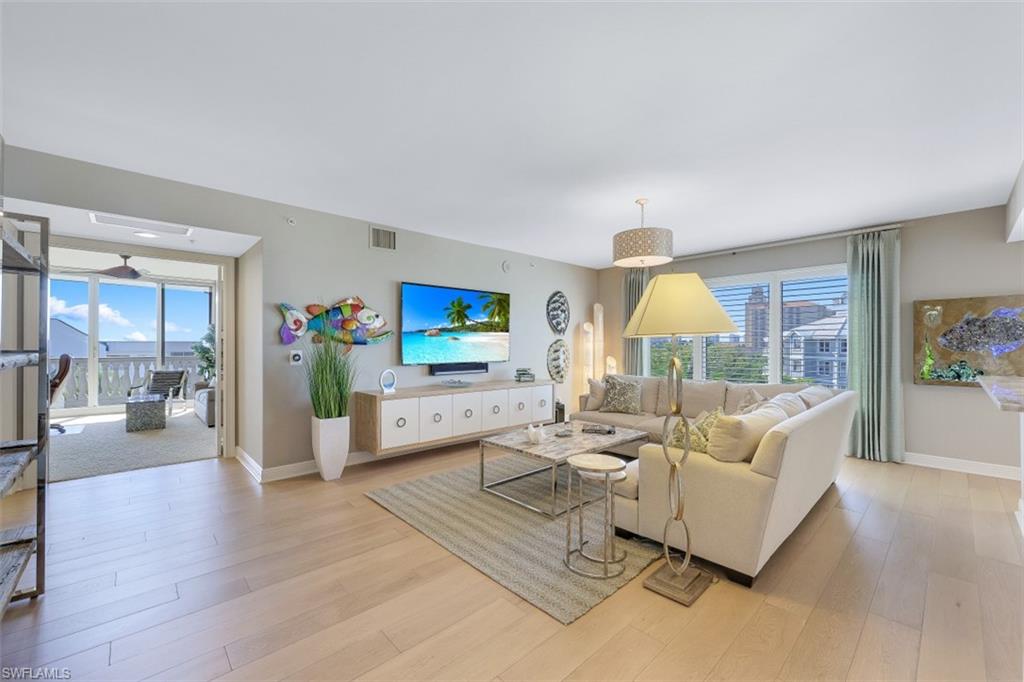 THE VANDERBILT - Residential