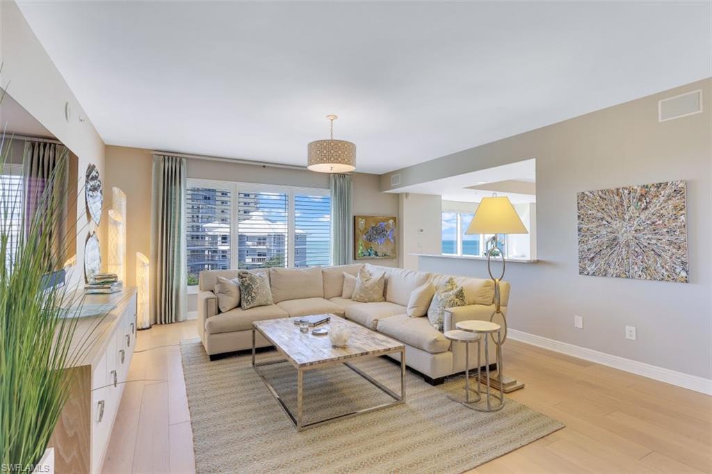 THE VANDERBILT - Residential