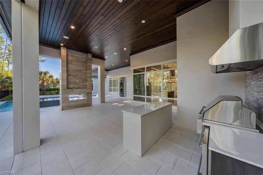 QUAIL WEST - Residential