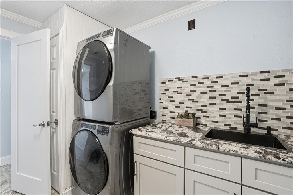 TIP TOP TERRACE - Residential