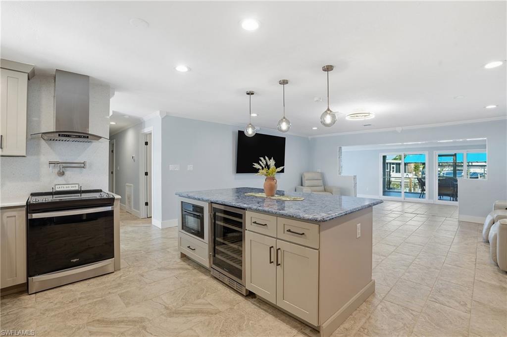 TIP TOP TERRACE - Residential