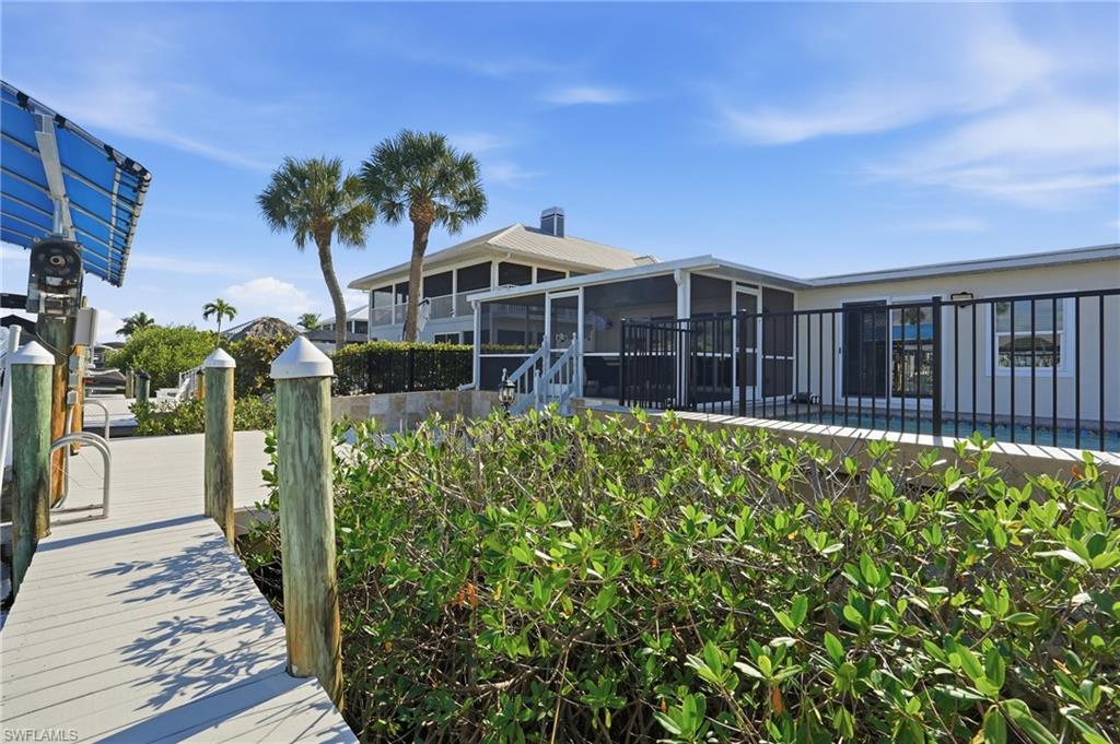 TIP TOP TERRACE - Residential