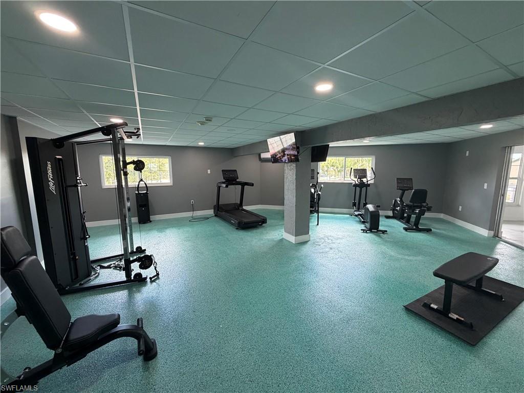 WINDSOR WEST - Residential