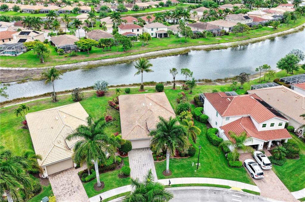 REFLECTION LAKES OF NAPLES - Residential