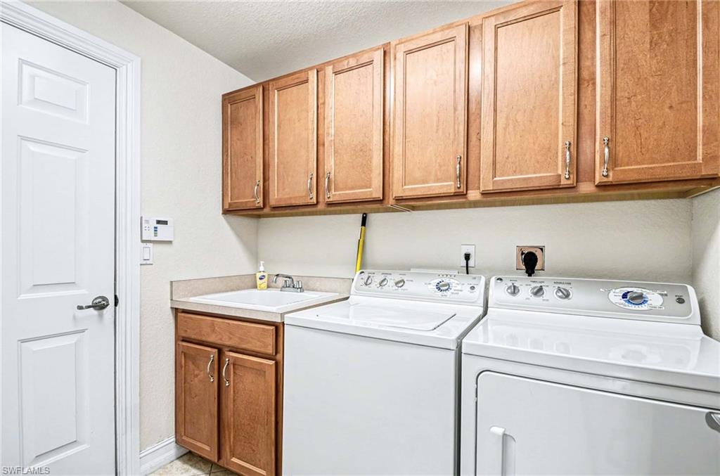 REFLECTION LAKES OF NAPLES - Residential