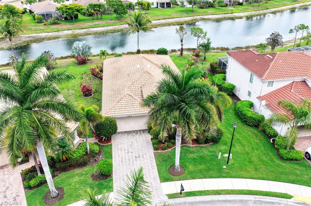 REFLECTION LAKES OF NAPLES - Residential