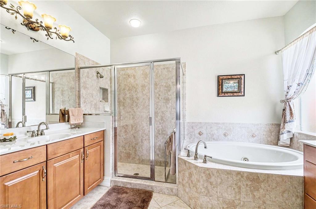 REFLECTION LAKES OF NAPLES - Residential