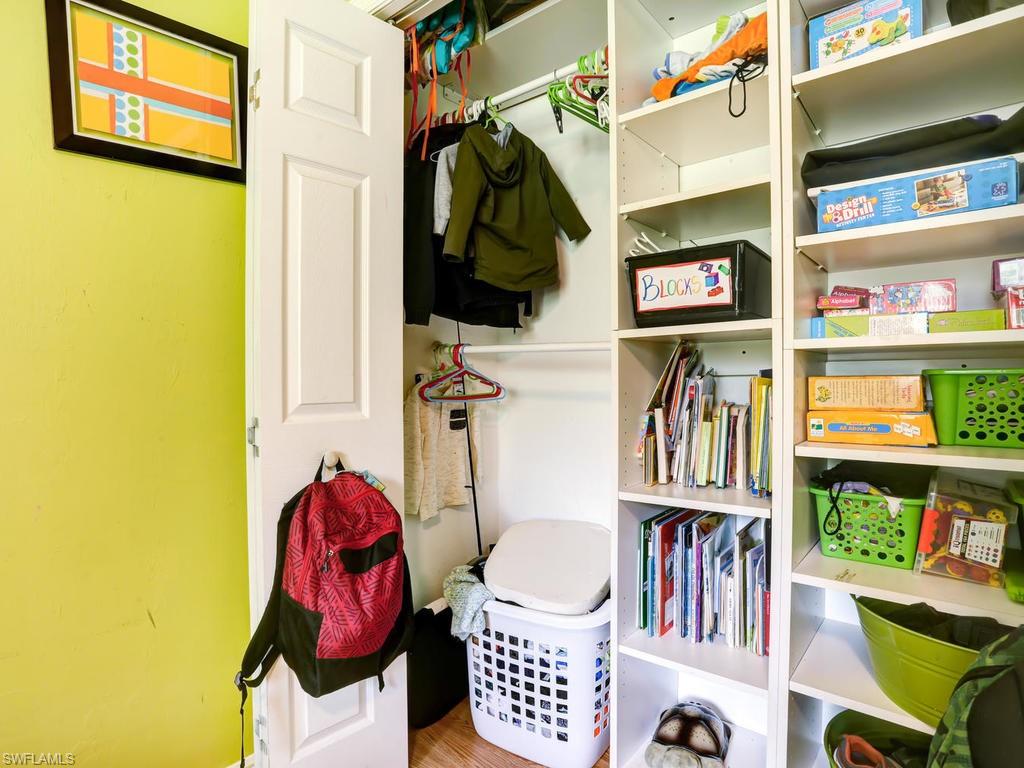 GOLDEN GATE ESTATES - Residential