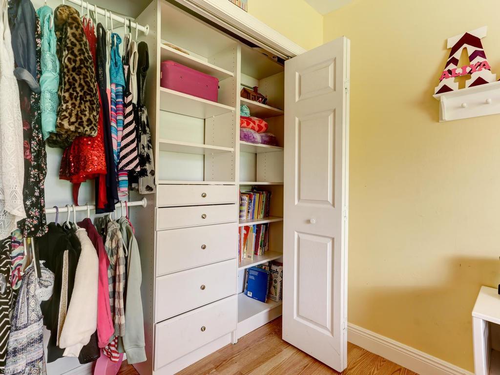 GOLDEN GATE ESTATES - Residential