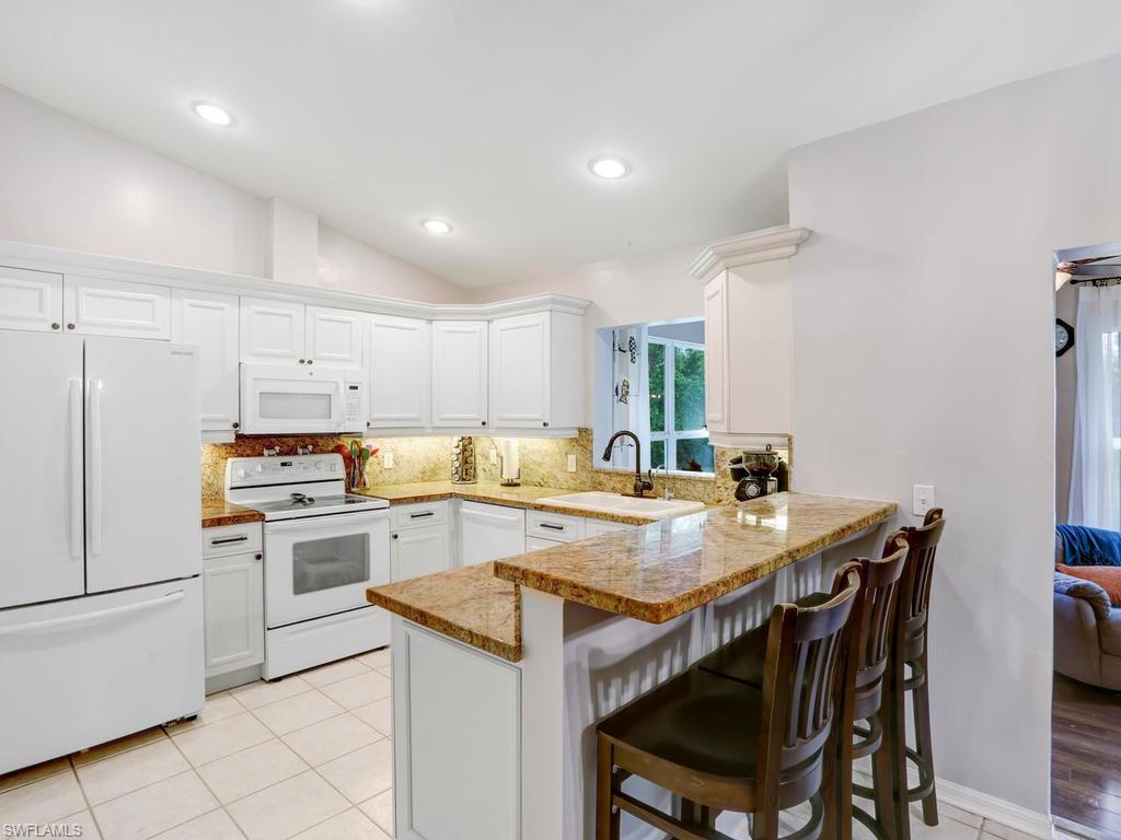 GOLDEN GATE ESTATES - Residential