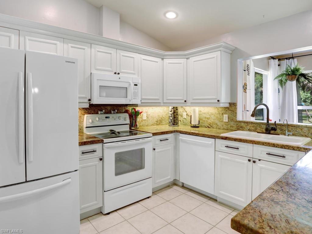 GOLDEN GATE ESTATES - Residential