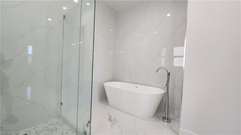 BUCKINGHAM - Residential