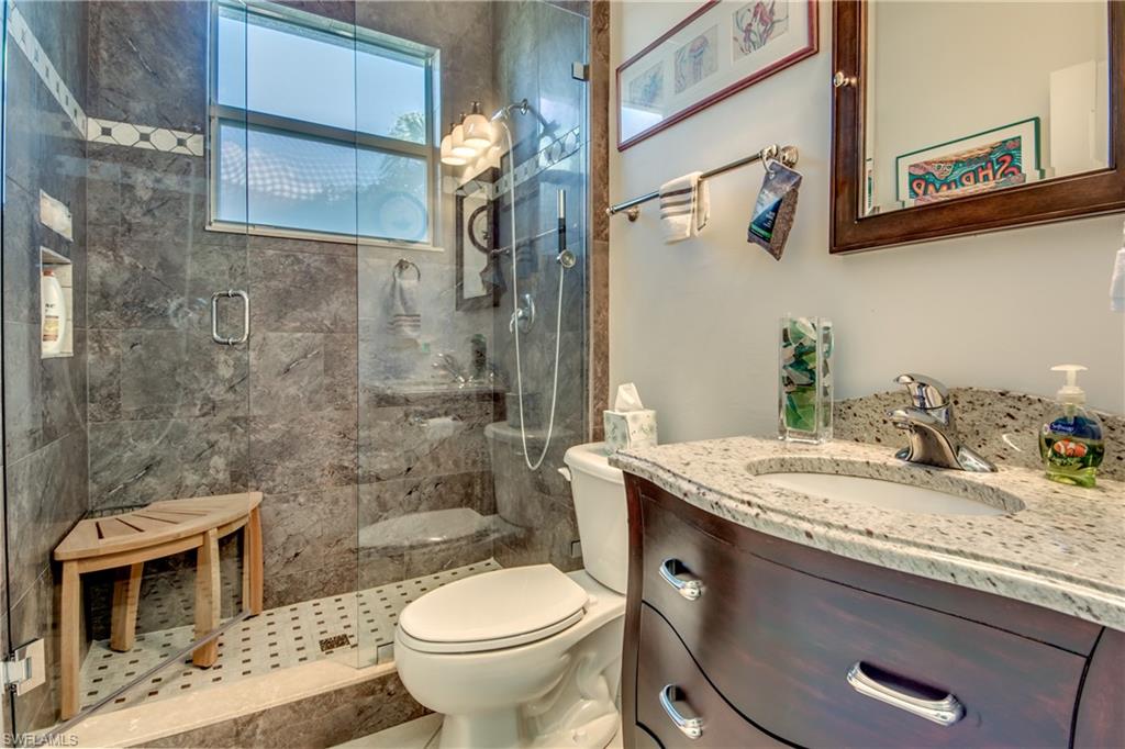 COLONIAL SHORES - Residential