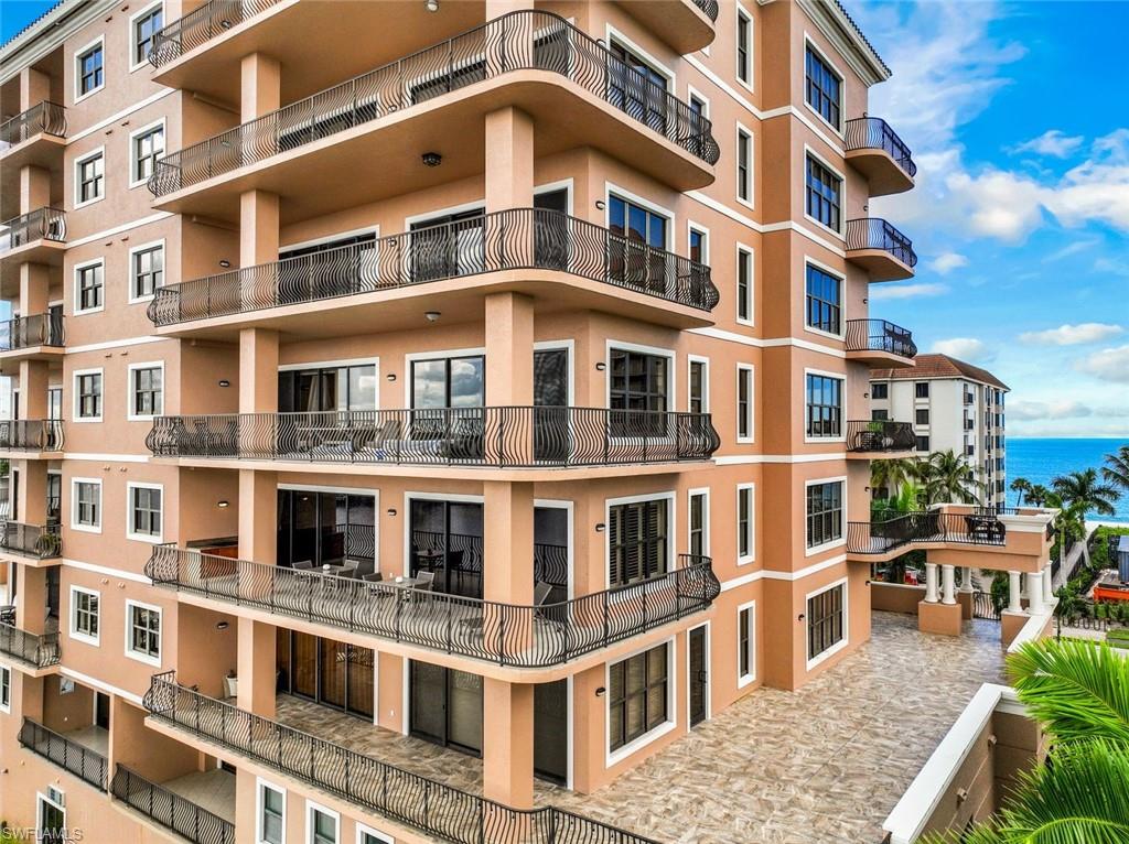 VANDERBILT BEACHCOMBER - Residential