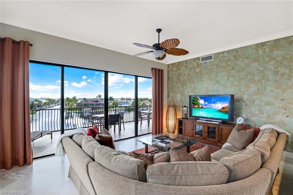 VANDERBILT BEACHCOMBER - Residential