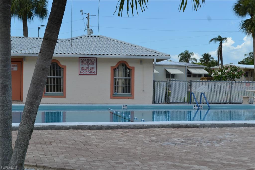 PINE ISLAND COVE - Land