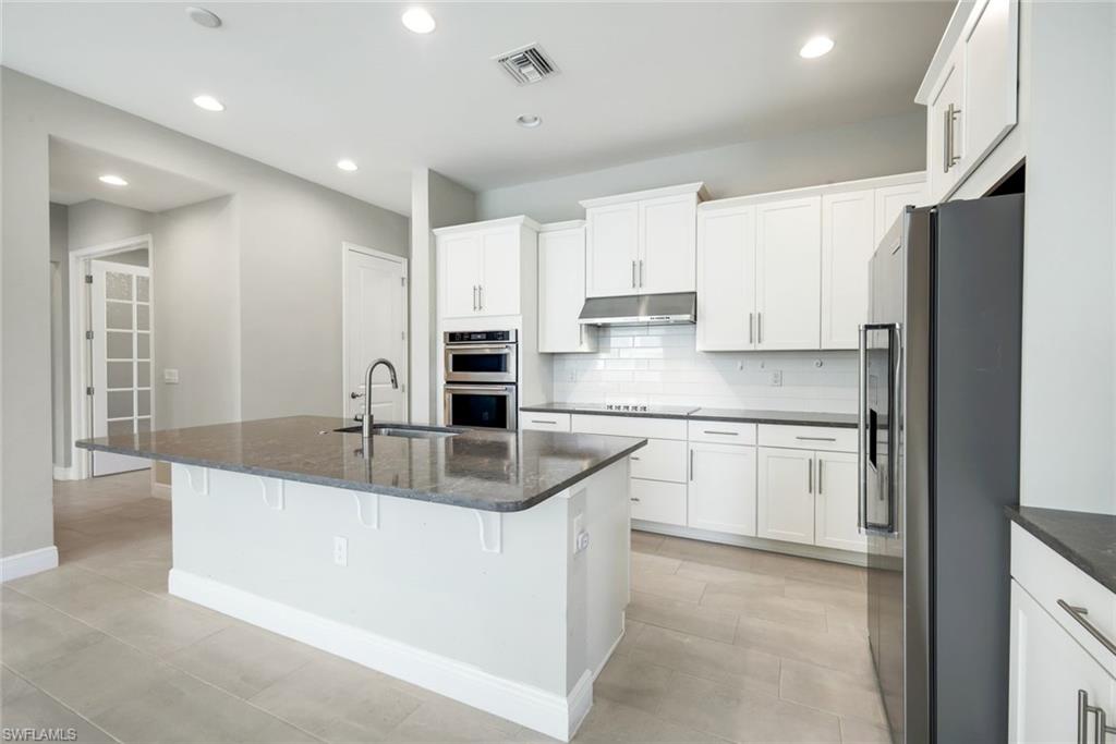 COMPASS LANDING - Residential