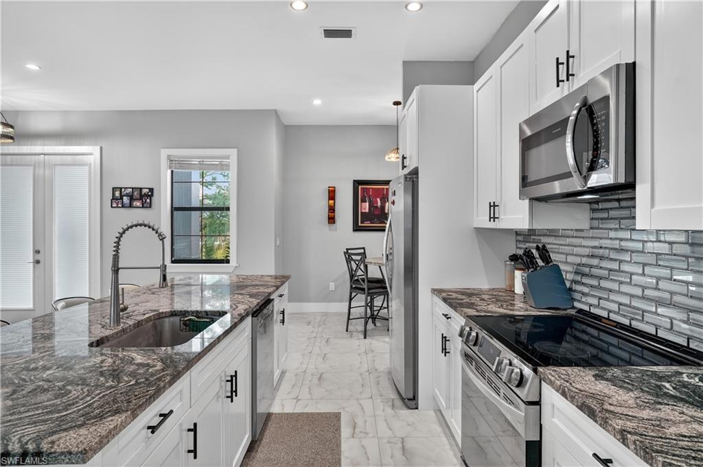 GOLDEN GATE ESTATES - Residential