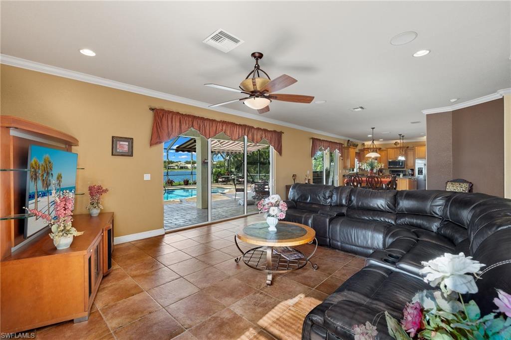 STONEYBROOK - Residential